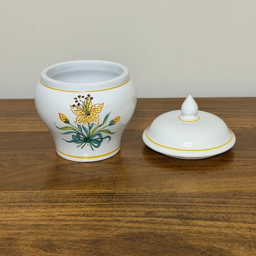 Pivato Nove Italy Pair Ceramic Lidded Vanity Jars Canisters Yellow Floral